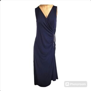 Chico Vneck Sleeveless Side Zipper Decal Dress in Black
